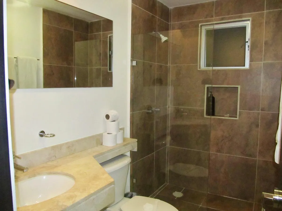Aqua Terra - Quiet Condo For 4 普拉亚卡门 公寓