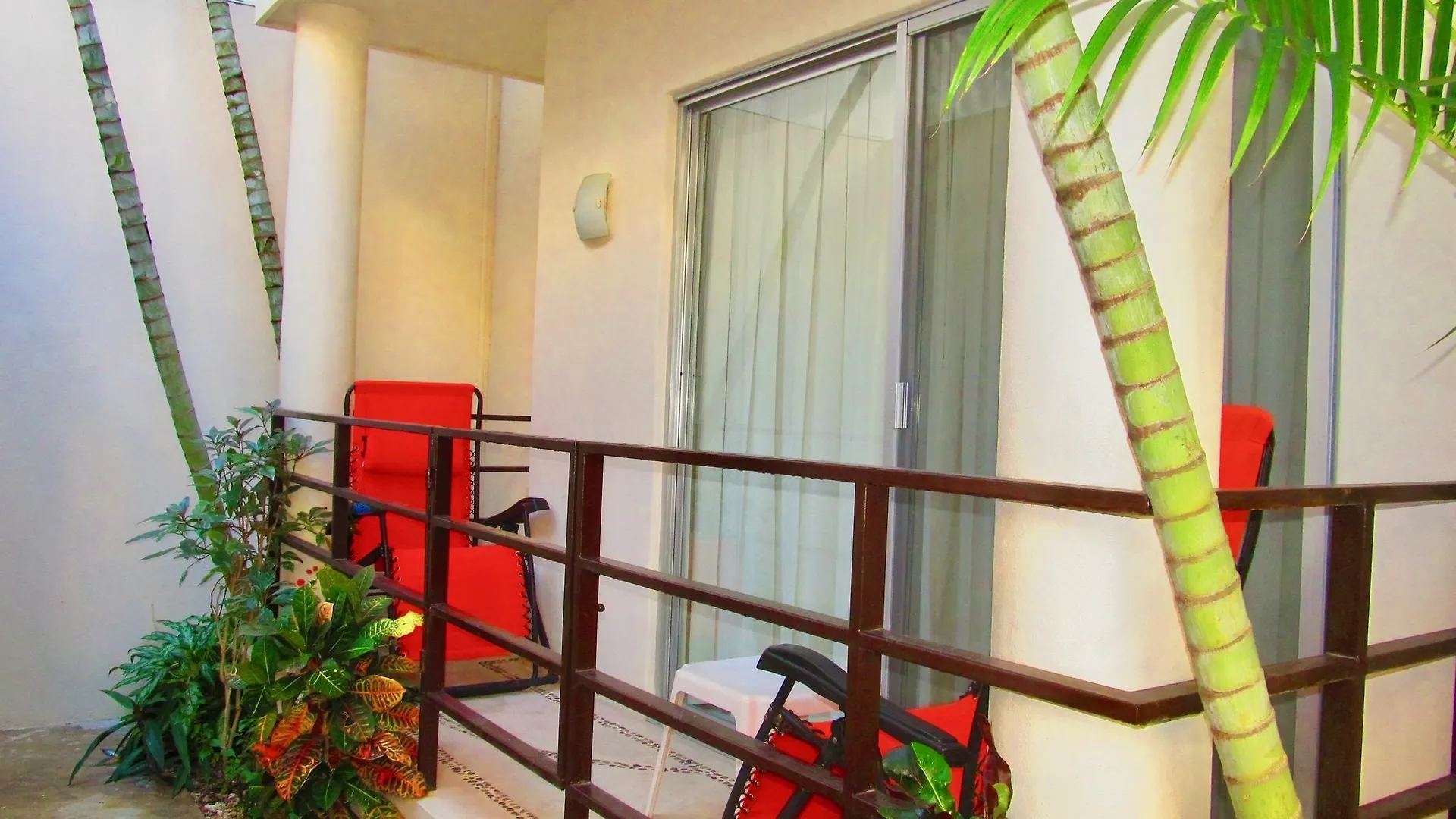Aqua Terra - Quiet Condo For 4 普拉亚卡门 0*,